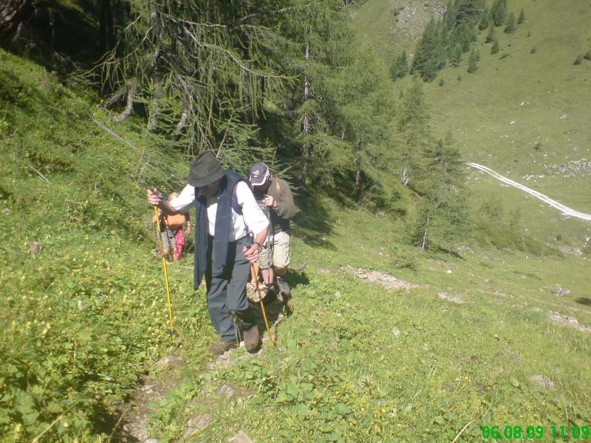 Pension Schoenblick Campo di Trens Luaran gambar