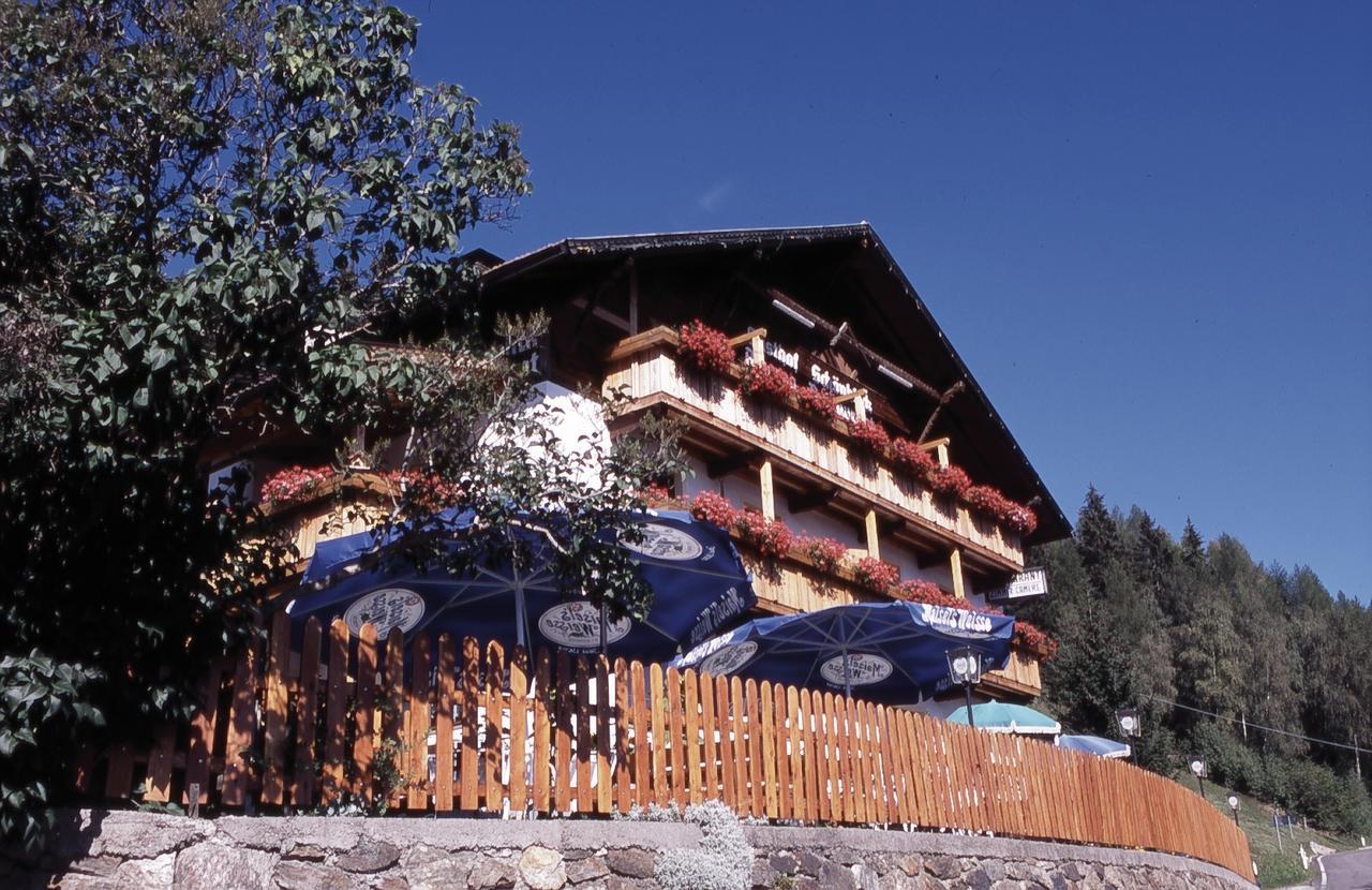 Pension Schoenblick Campo di Trens Luaran gambar